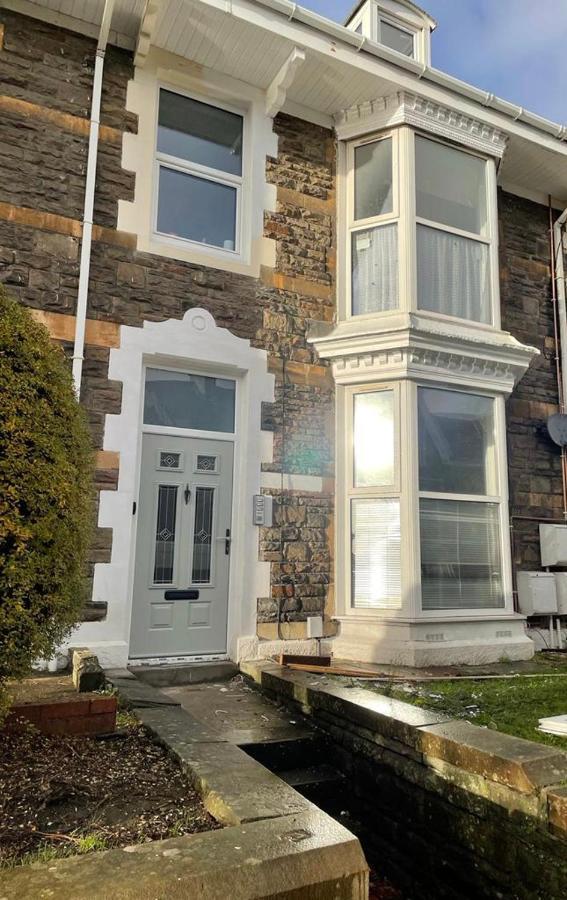 Stunning Flat Close To Beach Свонсі Екстер'єр фото
